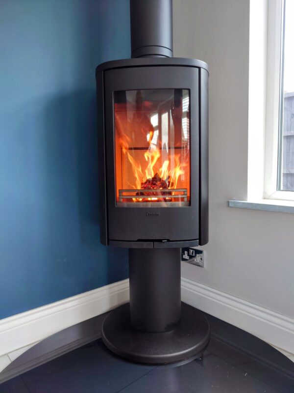 Contura 870 - Pre order required - Collection Only.